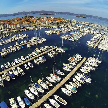 Apartament Lovely In Na Moru With Wifi Sveti Petar (Zadar)